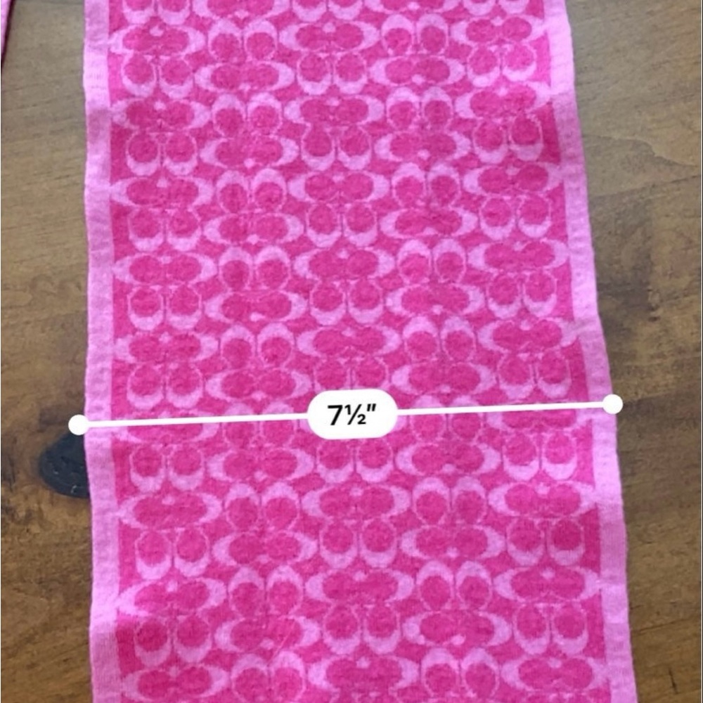 Coach Merino Wool Jacquard Signature C Logo Hot Bright Pink Scarf - Picture 4 of 6